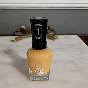 Sally Hansen Miracle Gel Nail Color
